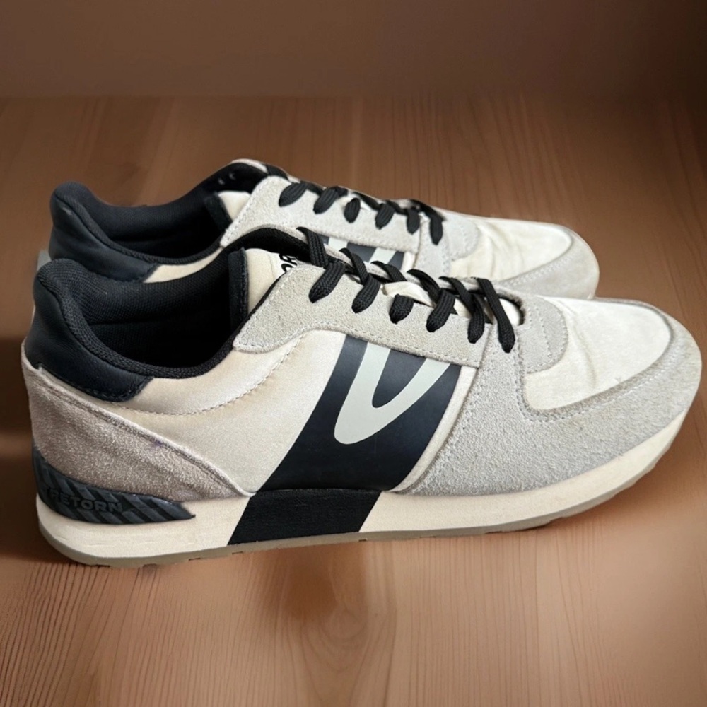 Women’s Tretorn Loyola Sneakers Beige Black Metallic Size 8 Retro Colorblock